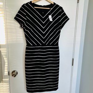 NWT Banana Republic Black & White Striped Dress - Size 10